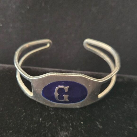Vintage Silver Cuff Style "G" Bracelet - Picture 4 of 6